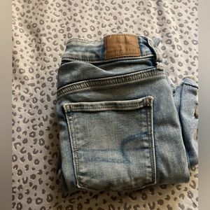 American eagle ripped jeans